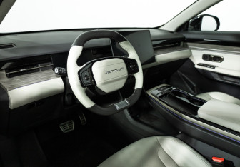 Подержанный автомобиль Jetour Dashing 2023 года (11 фото)