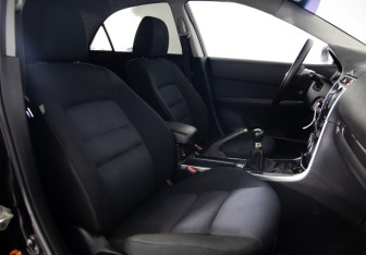 Подержанный автомобиль Mazda 6 Sedan 2006 года (10 фото)