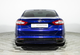 Подержанный автомобиль Ford Mondeo Sedan 2014 года (6 фото)