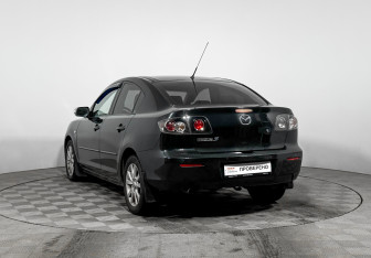 Подержанный автомобиль Mazda 3 Sedan 2008 года (7 фото)