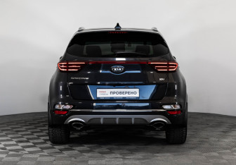 Подержанный автомобиль Kia Sportage 2018 года (6 фото)