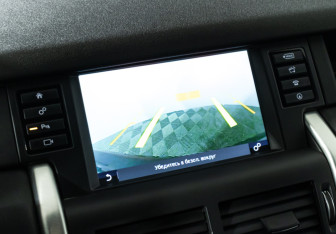 Подержанный автомобиль Land Rover Discovery Sport 2017 года (18 фото)