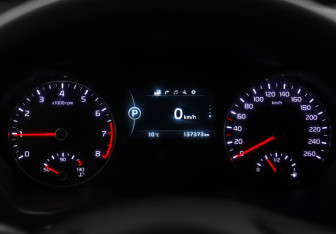 Подержанный автомобиль Kia Optima Sedan 2017 года (12 фото)