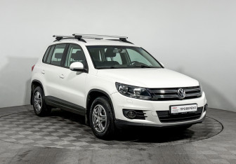 Подержанный автомобиль Volkswagen Tiguan 2012 года (3 фото)