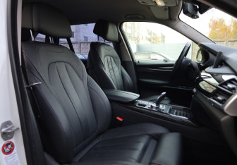 Подержанный автомобиль BMW X5 2014 года (19 фото)