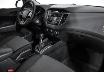 Подержанный автомобиль Hyundai Creta 2018 года (17 фото)