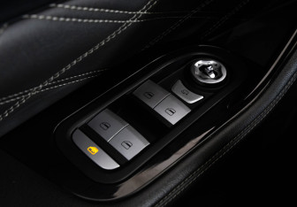 Подержанный автомобиль Exeed VX 2023 года (21 фото)