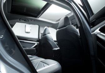 Новый Geely Atlas 2025 (17 фото)