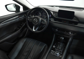 Подержанный автомобиль Mazda 6 Sedan 2019 года (8 фото)