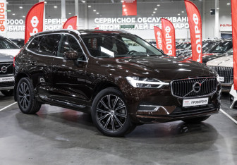 Подержанный автомобиль Volvo XC60 2019 года (5 фото)