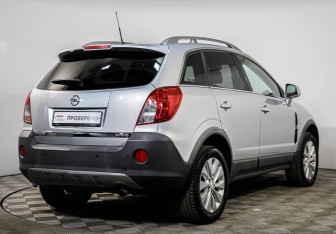 Подержанный автомобиль Opel Antara 2014 года (5 фото)
