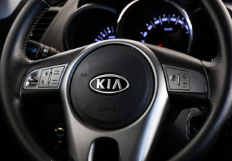 Подержанный автомобиль Kia Soul 2010 года (11 фото)