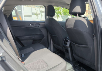 Подержанный автомобиль Kia Sportage 2024 года (20 фото)