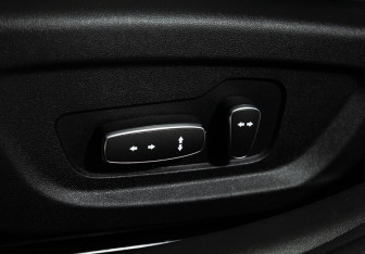 Подержанный автомобиль Changan Lamore 2023 года (18 фото)