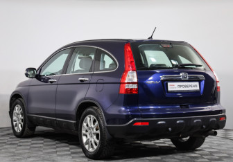 Подержанный автомобиль Honda CR-V 2007 года (7 фото)