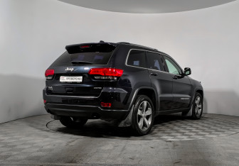 Подержанный автомобиль Jeep Grand Cherokee 2013 года (5 фото)