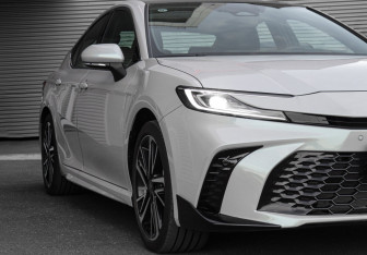 Новый Toyota Camry Sedan 2025 (3 фото)