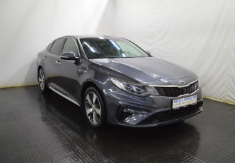 Подержанный автомобиль Kia Optima Sedan 2019 года (3 фото)