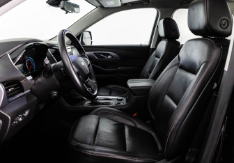 Подержанный автомобиль Chevrolet Traverse 2018 года (24 фото)