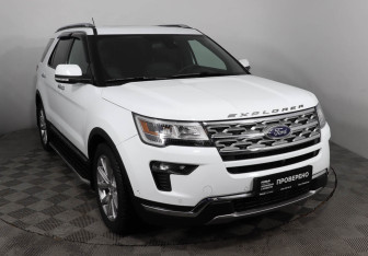 Подержанный автомобиль Ford Explorer 2018 года (6 фото)
