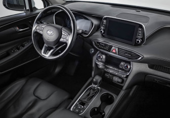 Подержанный автомобиль Hyundai Santa Fe 2020 года (8 фото)