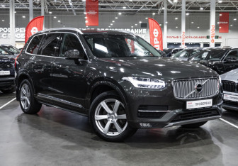Подержанный автомобиль Volvo XC90 2018 года (4 фото)