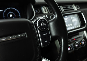 Подержанный автомобиль Land Rover Range Rover 2017 года (16 фото)