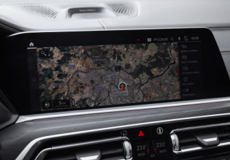 Подержанный автомобиль BMW X7 2019 года (18 фото)