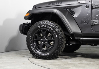 Подержанный автомобиль Jeep Wrangler 2020 года (20 фото)