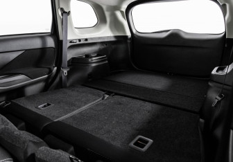 Подержанный автомобиль Mitsubishi Outlander 2019 года (23 фото)