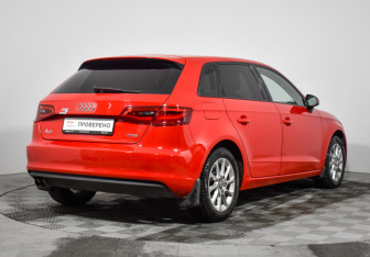Подержанный автомобиль Audi A3 Hatchback 2013 года (5 фото)