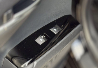 Подержанный автомобиль Toyota Camry Sedan 2019 года (16 фото)