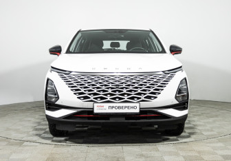 Подержанный автомобиль Omoda C5 2024 года (2 фото)