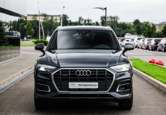 Подержанный автомобиль Audi Q5 2021 года (4 фото)