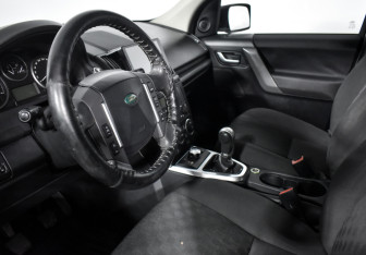 Подержанный автомобиль Land Rover Freelander 2007 года (9 фото)