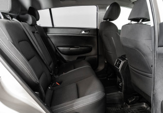 Подержанный автомобиль Kia Sportage 2016 года (19 фото)