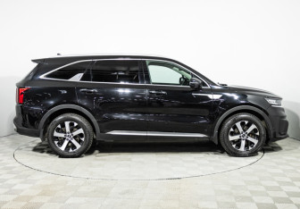 Подержанный автомобиль Kia Sorento 2020 года (4 фото)