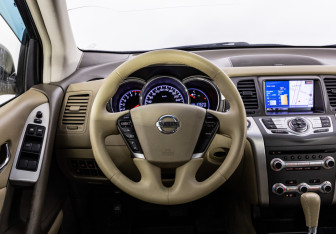 Подержанный автомобиль Nissan Murano Suv 2012 года (12 фото)