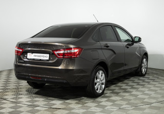 Подержанный автомобиль LADA (ВАЗ) Vesta Sedan 2022 года (5 фото)