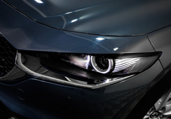 Подержанный автомобиль Mazda CX-30 2019 года (9 фото)