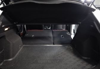 Подержанный автомобиль Geely Coolray 2020 года (29 фото)