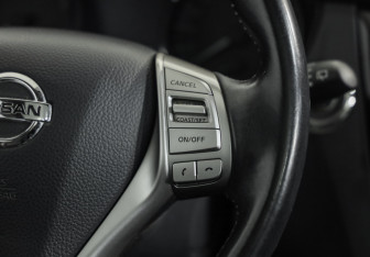 Подержанный автомобиль Nissan Qashqai 2014 года (12 фото)