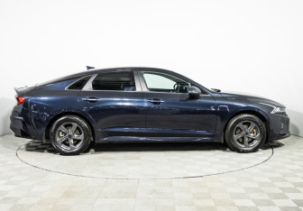 Подержанный автомобиль Kia K5 2020 года (4 фото)