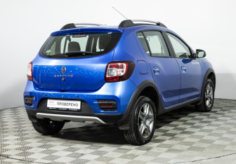 Подержанный автомобиль Renault Sandero 2020 года (5 фото)