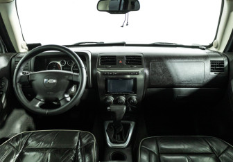 Подержанный автомобиль Hummer H3 Suv 2009 года (13 фото)