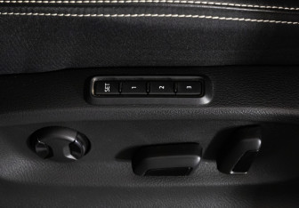 Подержанный автомобиль Skoda Kodiaq 2023 года (32 фото)
