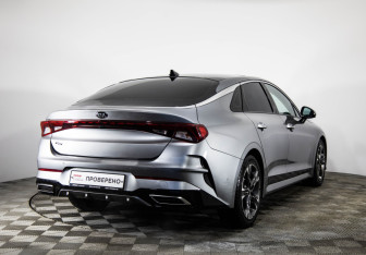 Подержанный автомобиль Kia K5 2020 года (5 фото)
