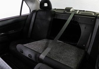 Подержанный автомобиль Mitsubishi Lancer Sedan 2006 года (18 фото)