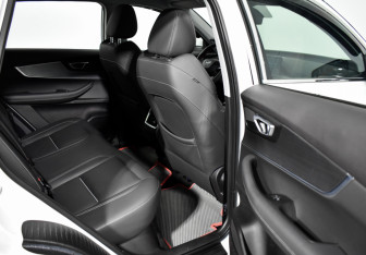 Подержанный автомобиль Chery Tiggo 7 Pro Max 2023 года (12 фото)