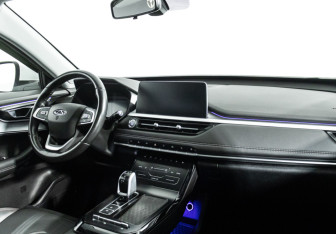 Подержанный автомобиль Chery Tiggo 7 Pro 2022 года (9 фото)